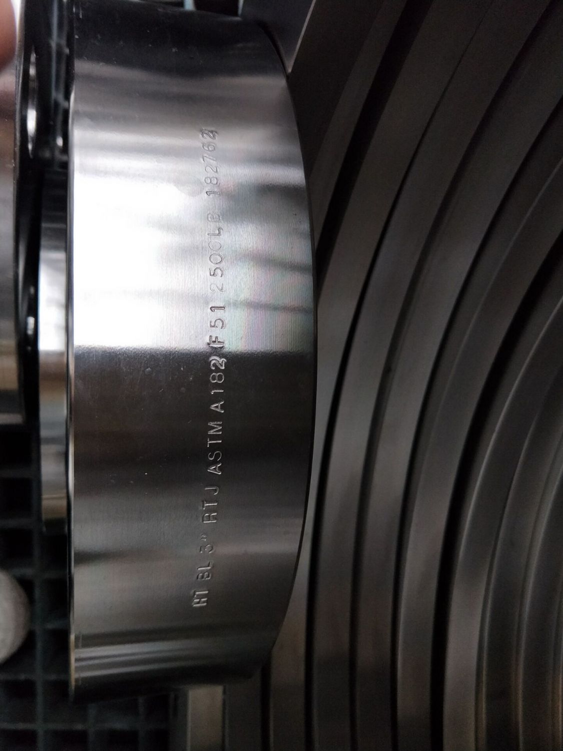 ASTM A182 F51 BLIND FLANGE 3IN RTJ 2500LB