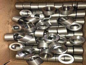 SA105 Full Coupling BSPT Class 3000 DN10 