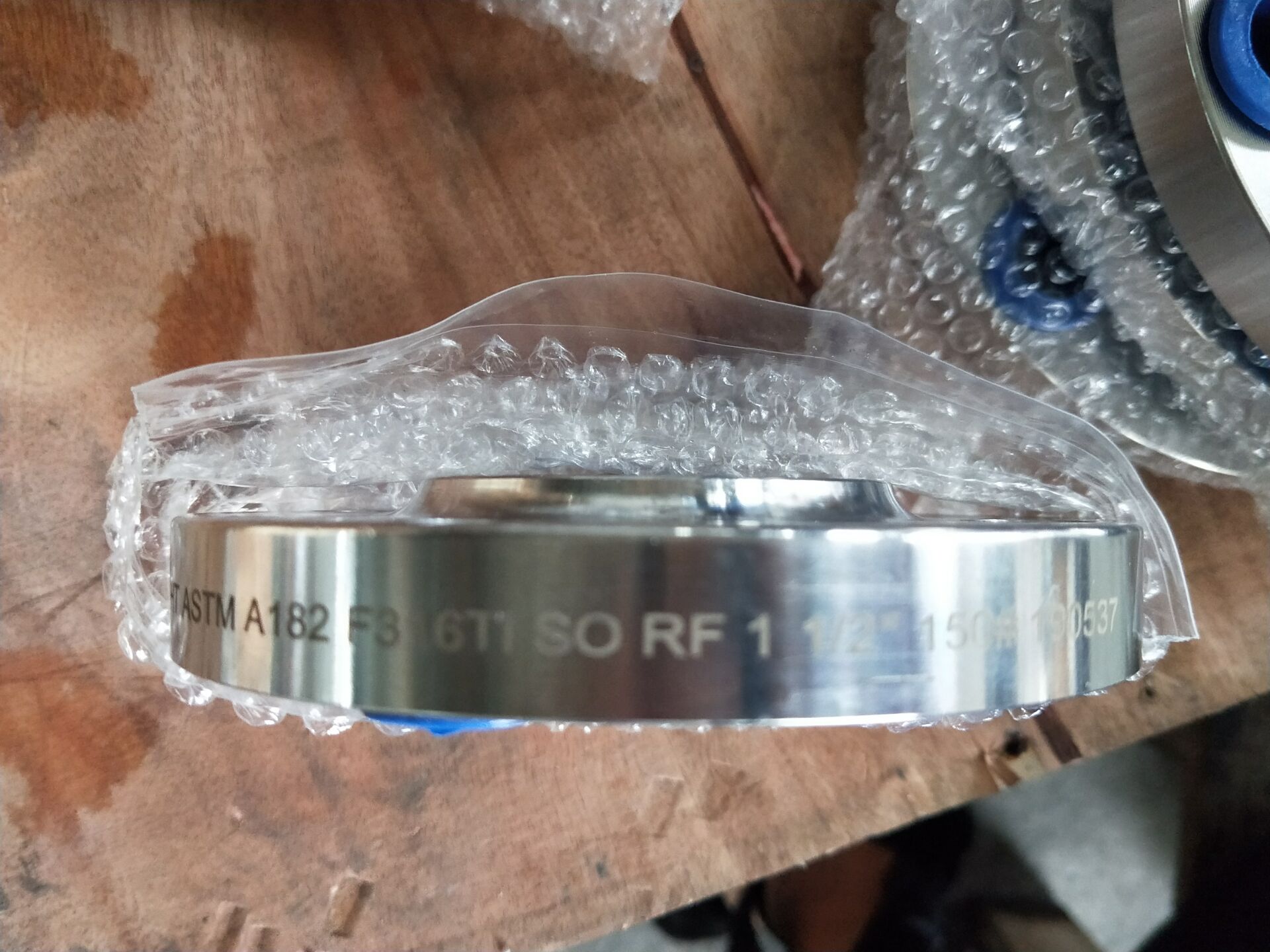 Stainless Steel 316Ti ASTM A182 UNS S31635 F316Ti  2INCH 4INCH  SO RF Flange Good Supplier