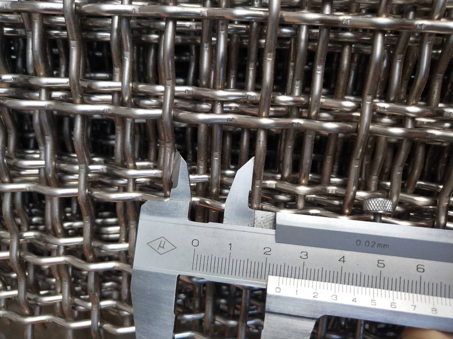 Wire mesh stainless  steel 304 mesh 26 X 26 width 1800mm length 30mWire Mesh Opening 24mm x 24mm Wire Diameter 3mm Width 1100mm Length 2650mm Stainless Steel 304