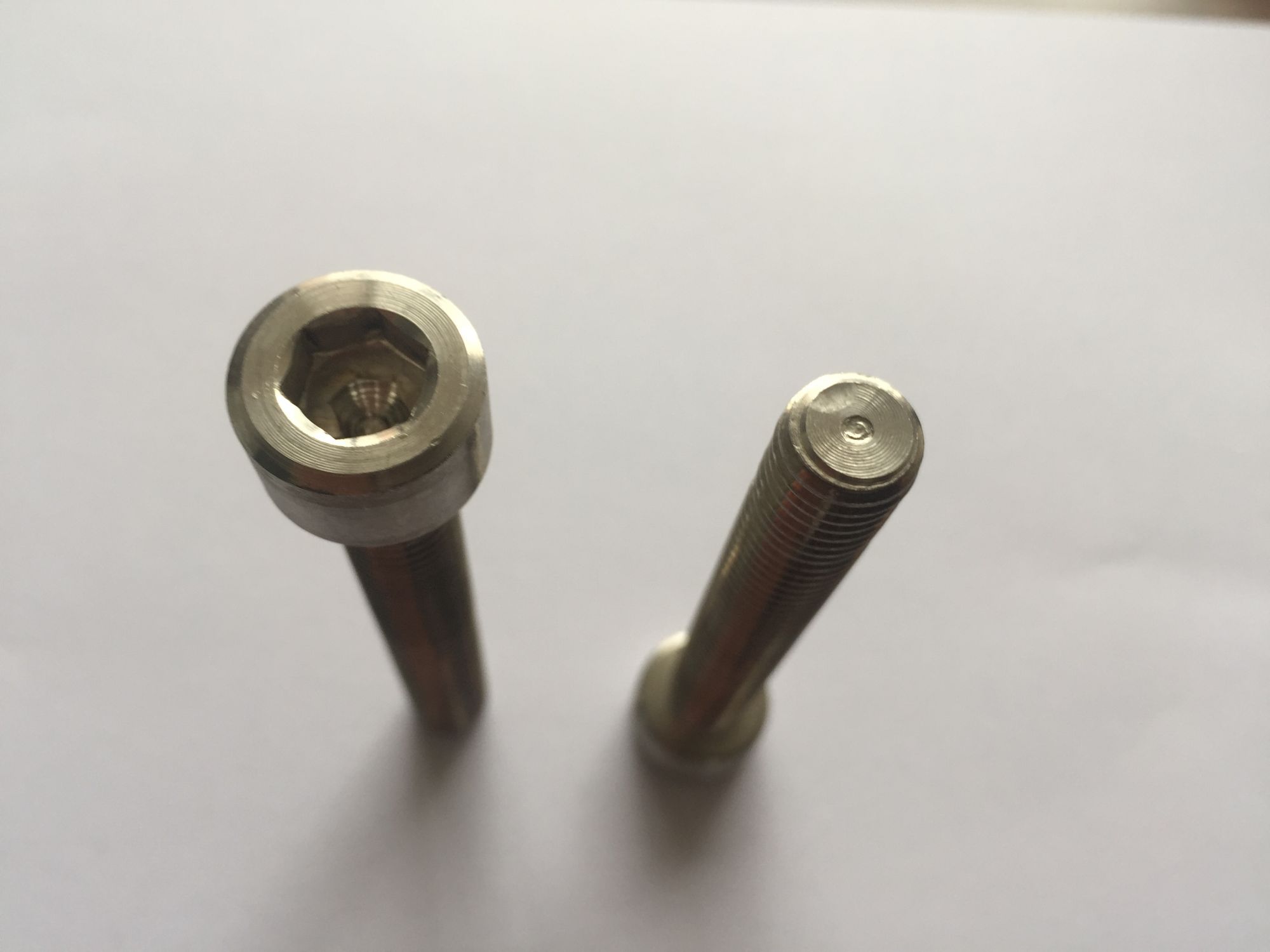 Uni5933-flat-head-countersunk-socket-screw