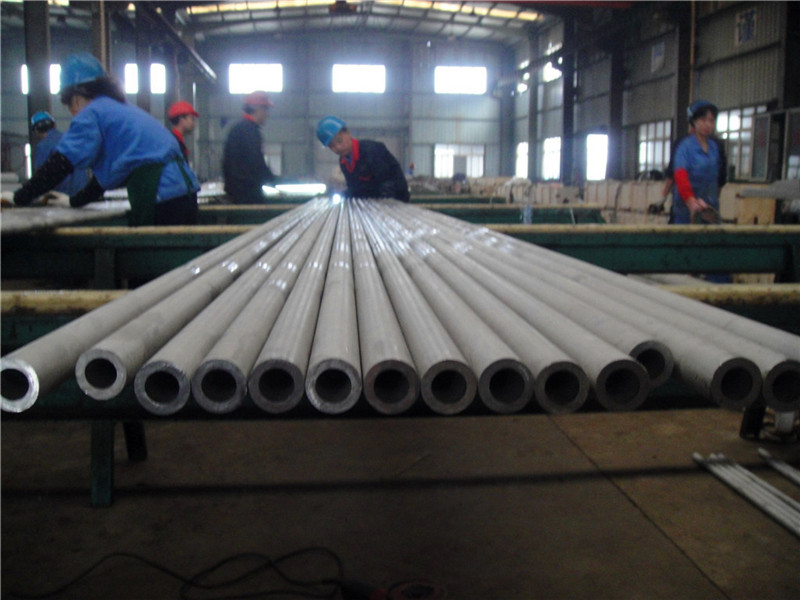 ASTM B474 UNS N02200 EFW nickel alloy pipe