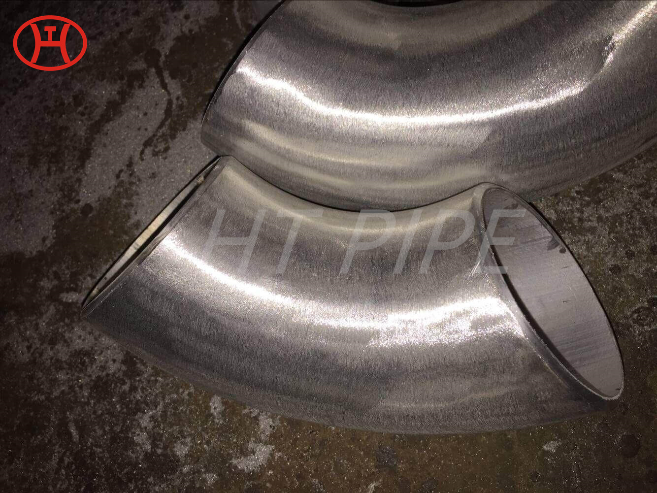 ASTM ASME SA 234 STEEL STRIGHT TEES等しいTEES柔軟なサイズASME B16.9 SMLS