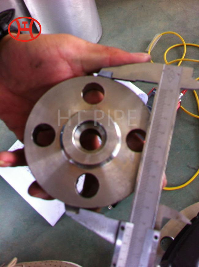 Incoloy 925 Stainless Steel Flange menawarkan ketahanan korosi yang sebanding