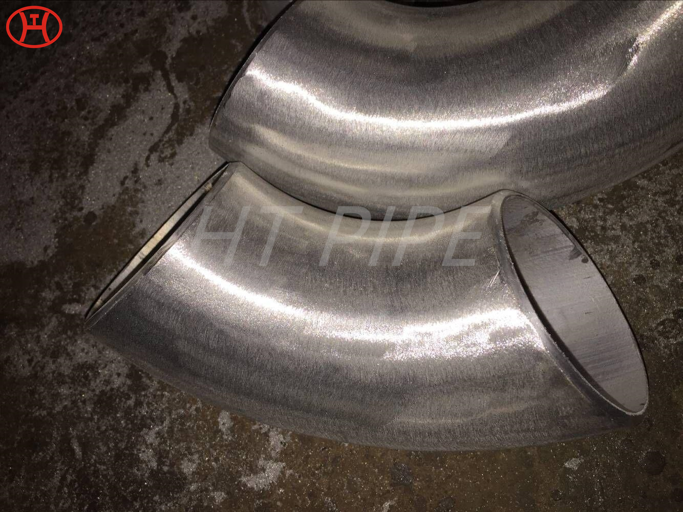Inconel 625 Rohre Armaturen aus Material N06625 Kreuz