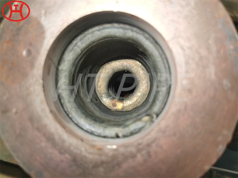 ASTM A335 P22 합금 강철 원활한 파이프