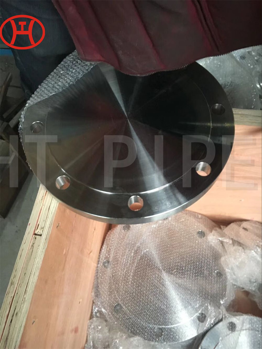 Flange in Foam Paper and Wooden Box Pre-Shipment Inspection Pictures