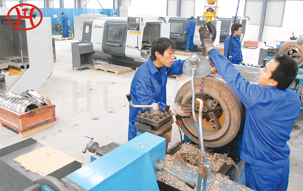 Lateral Tee Reducer Pipe Fittings Production Process