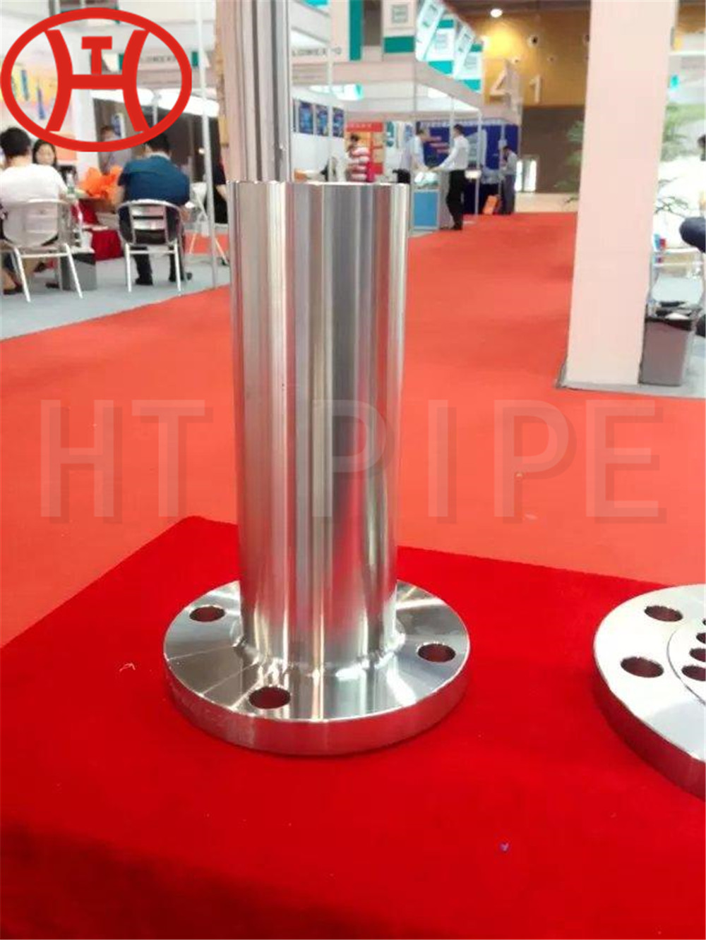 Long Welding Neck Flange Company Exhibition Pictures