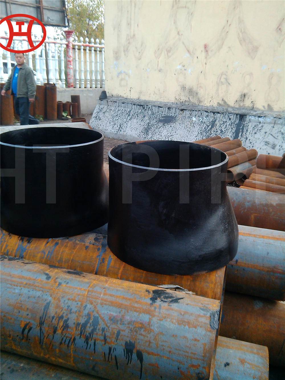 ASME B16.5 ASTM A234 Gr.WPB Eccentric Reducer
