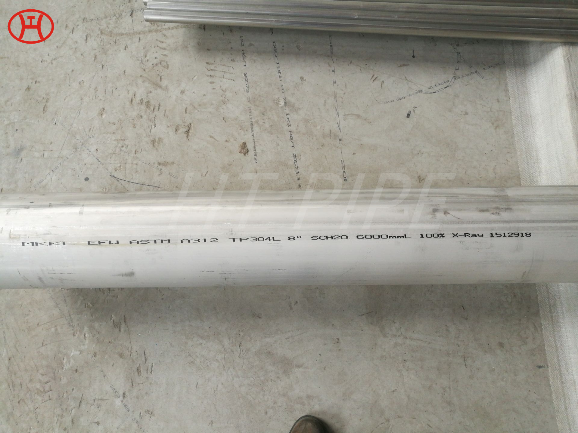 ASTM A312 TP304L EFW pipe