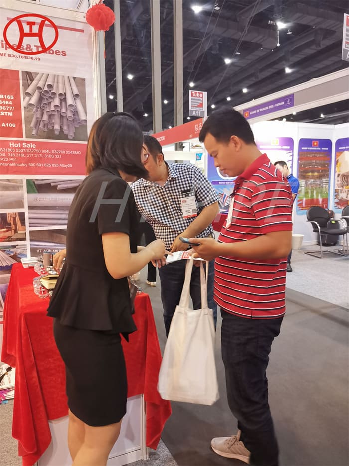 The exhibition of Zhengzhou Huitong stainless steel pipe fittings tees