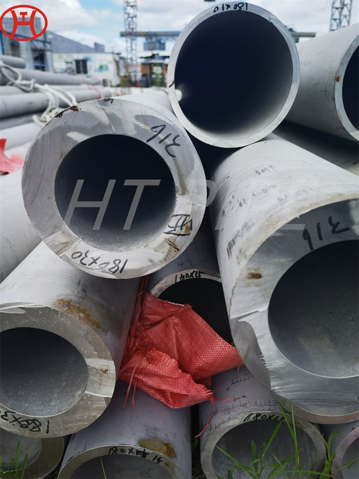 Foto bahan baku flensa stainless steel sebelum diproduksi
