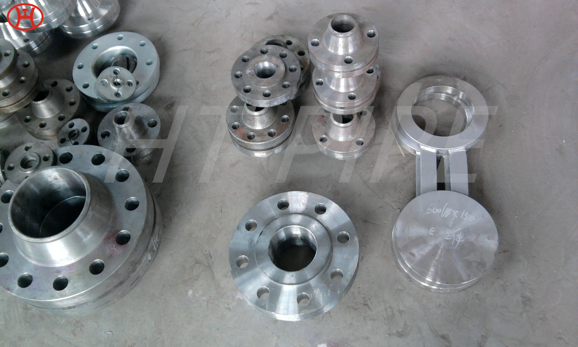 Baja karbon sama dengan astm A234 WPB ASME B16.9