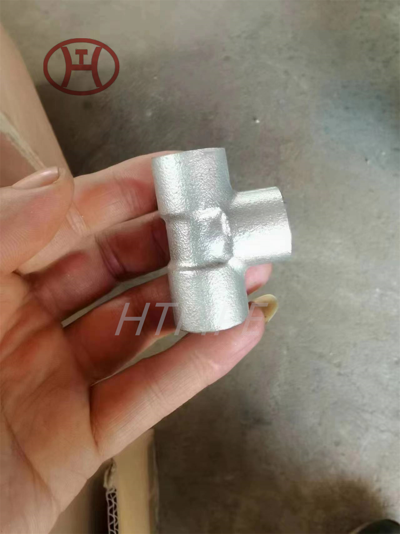 ASTM A105N forged equal tee pipe fittings for oil